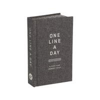 Abrams & Chronicle Books - Charcoal Canvas One Line a Day - A Five-Year Memory Book (Diary or Journal)
