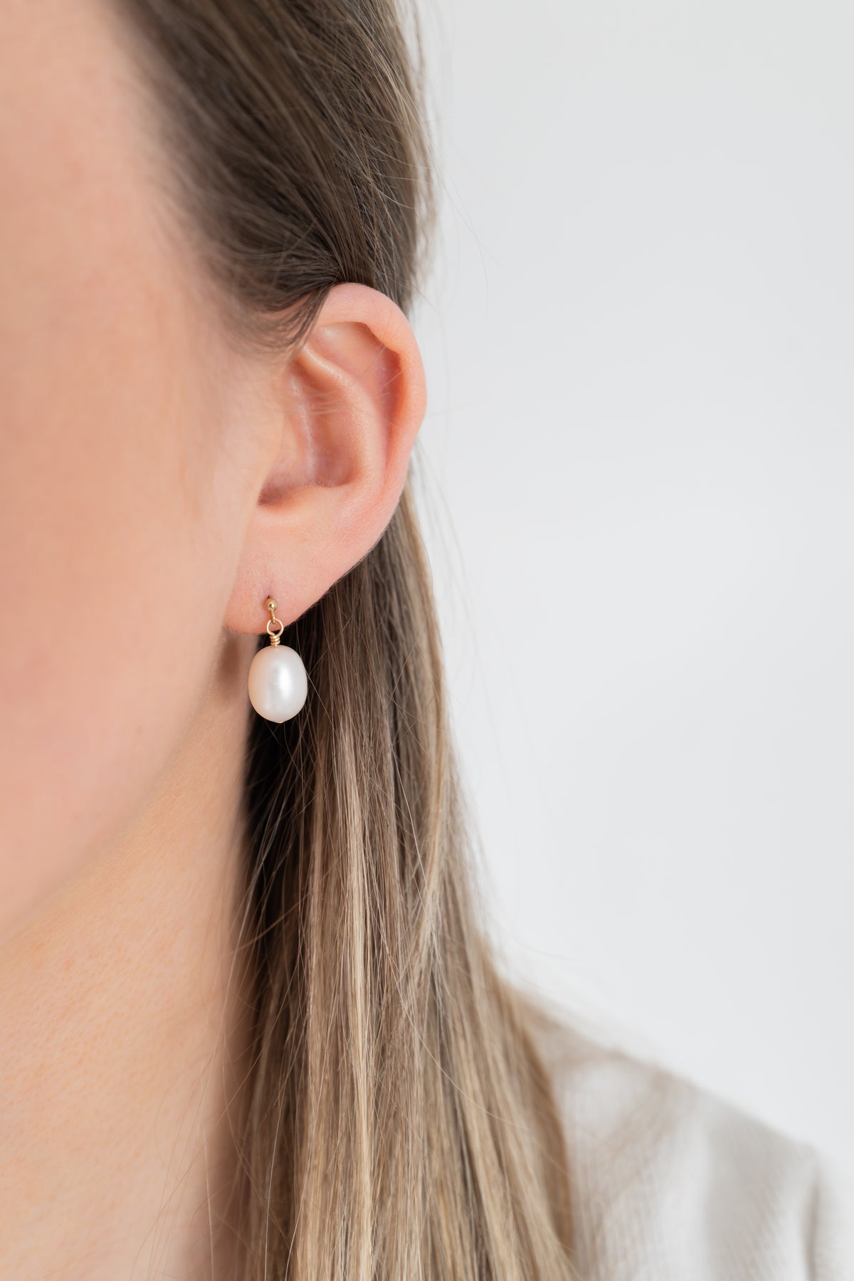 14ct Gold filled Pearl Drop Studs