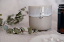 Load image into Gallery viewer, Leaf Pebble Necklace Gift Box