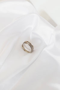 The Nyla Spinner Ring