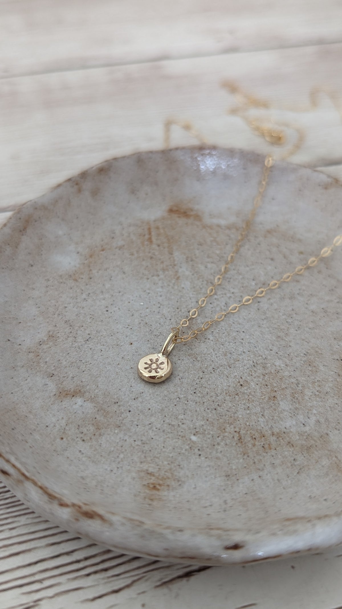9ct Gold Sun Necklace