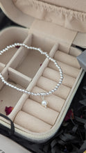Load image into Gallery viewer, Silver Beaded Bracelet Gift Box