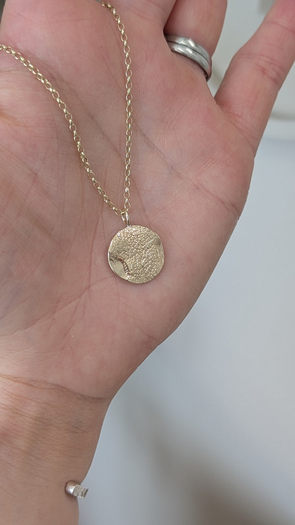 Mabli Necklace - Pet print Necklace 9ct Gold