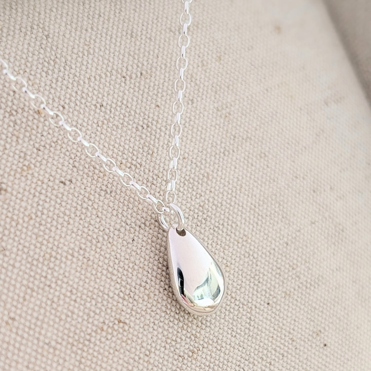 Effie Heart Pebble Necklace