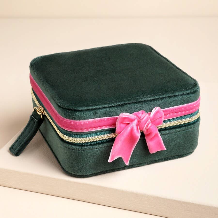 Lisa Angel - Green and Pink Velvet Bow Square Travel Jewellery Case
