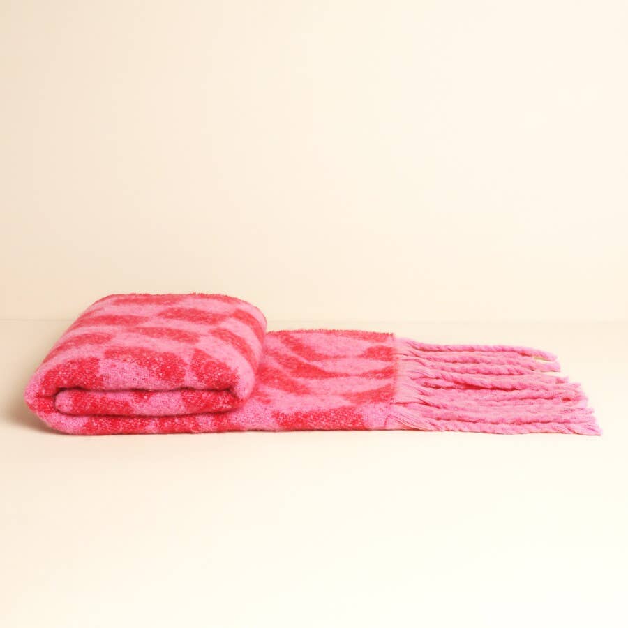 Lisa Angel - Pink and Red Wavy Checkerboard Winter Scarf