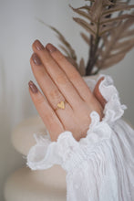 Load image into Gallery viewer, Solid 9ct Gold Orla Heart Ring