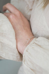 Twisted Interlocking Circle Bracelet