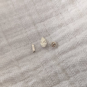 Sterling Silver leaf Stud Earrings
